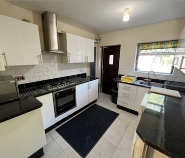 Sir Henry Parkes Road, CV4, Property for rent - Photo 4