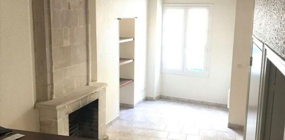 Location Appartement 2 pièces 38m² L ILE BOUCHARD 37220 - Photo 2