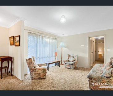 Wonderful Wandarrie Home - Photo 5