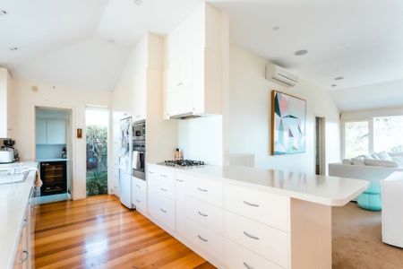 Foreshore Frontage in Somers offered Fully Furnished - Photo 4