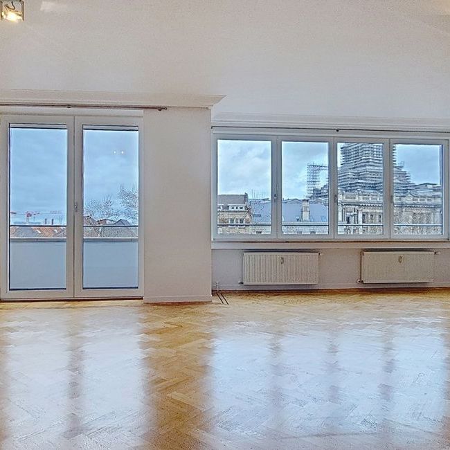 Appartement te huur in Sint-Gillis voor € 1.900 met 3 slaapkamers - Foto 1