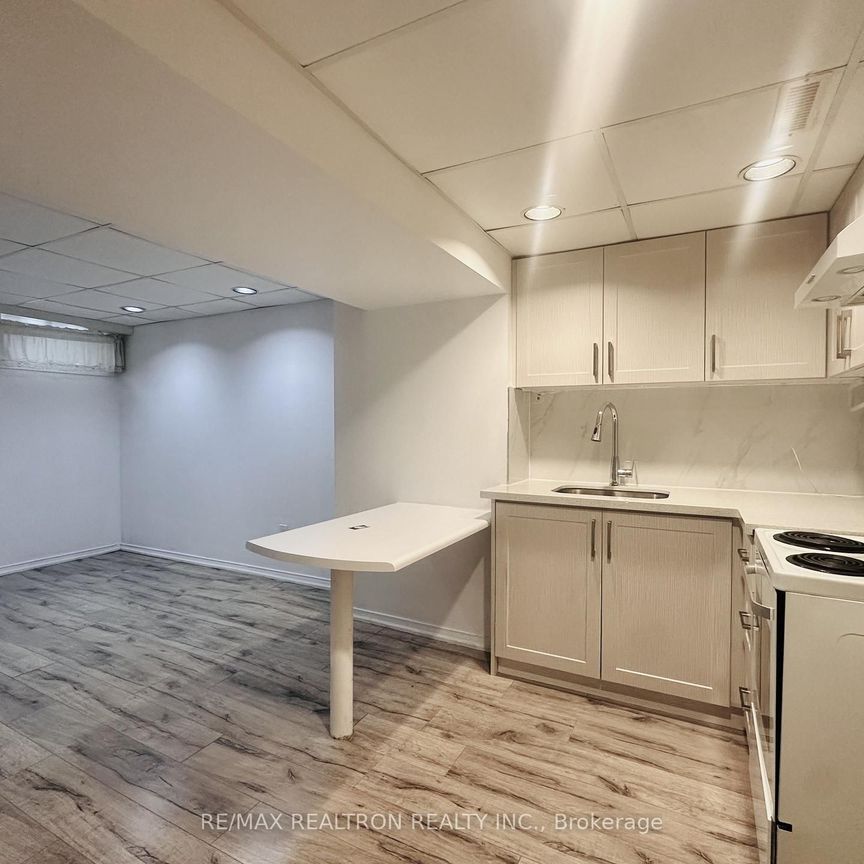 For Lease - 16 Foxglove Court Unit# Bsmt, Markham, Ontario - Photo 1