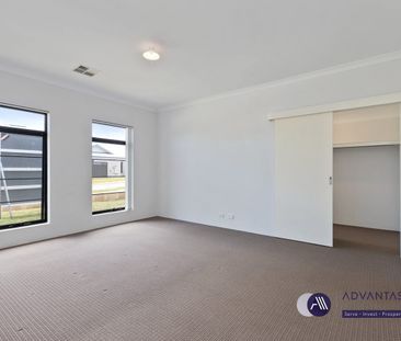 BIG ON SPACE, BIG ON FAMILY LIVING! - Photo 6