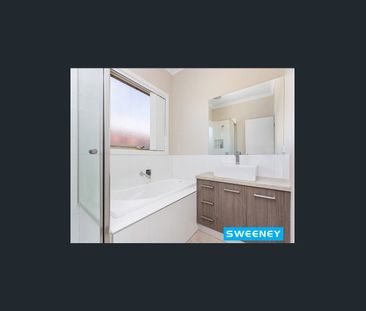 Immaculately presented 2 Bedroom Unit. - Photo 6