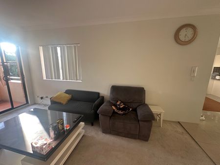 Beverly Hills - Photo 5