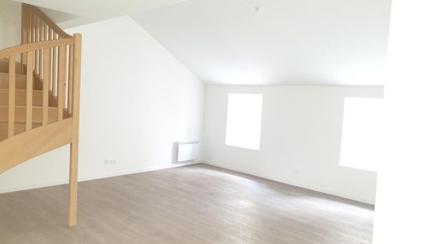 Location Appartement 3 pièces 67m² POITIERS 86000 - Photo 1