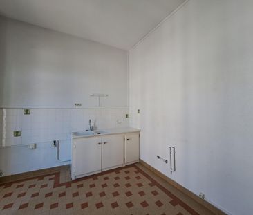 Location Appartement 2 pièces 77m² TOURS 37000 - Photo 3