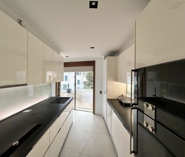 Apartment with breathtaking views of the lake and mountains - Photo 6