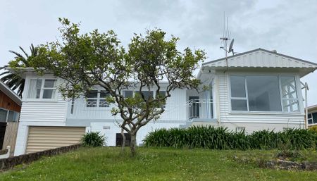 Family Home In Kamo - Photo 4