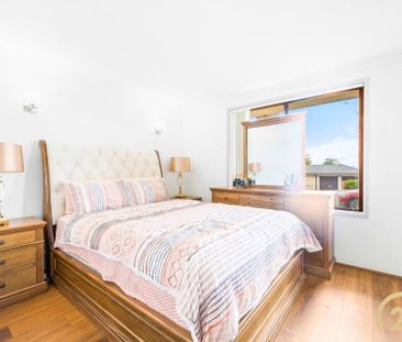 3 Bedroom Family Home&comma; Water & Electricty Inc&excl; - Photo 4