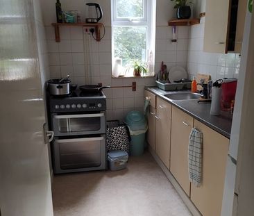 1 Bed Flat, Demesne Road, M16 - Photo 1