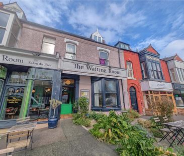 4 bedroom flat to rent - Photo 1