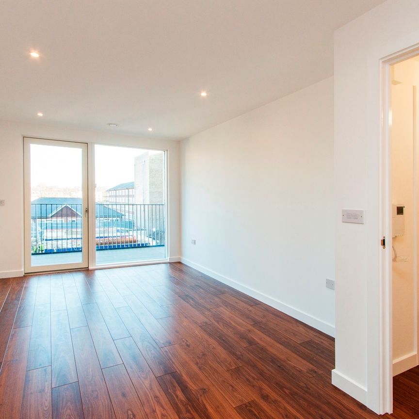 1 Bed Flat, Atkins Square, E8 - Photo 1