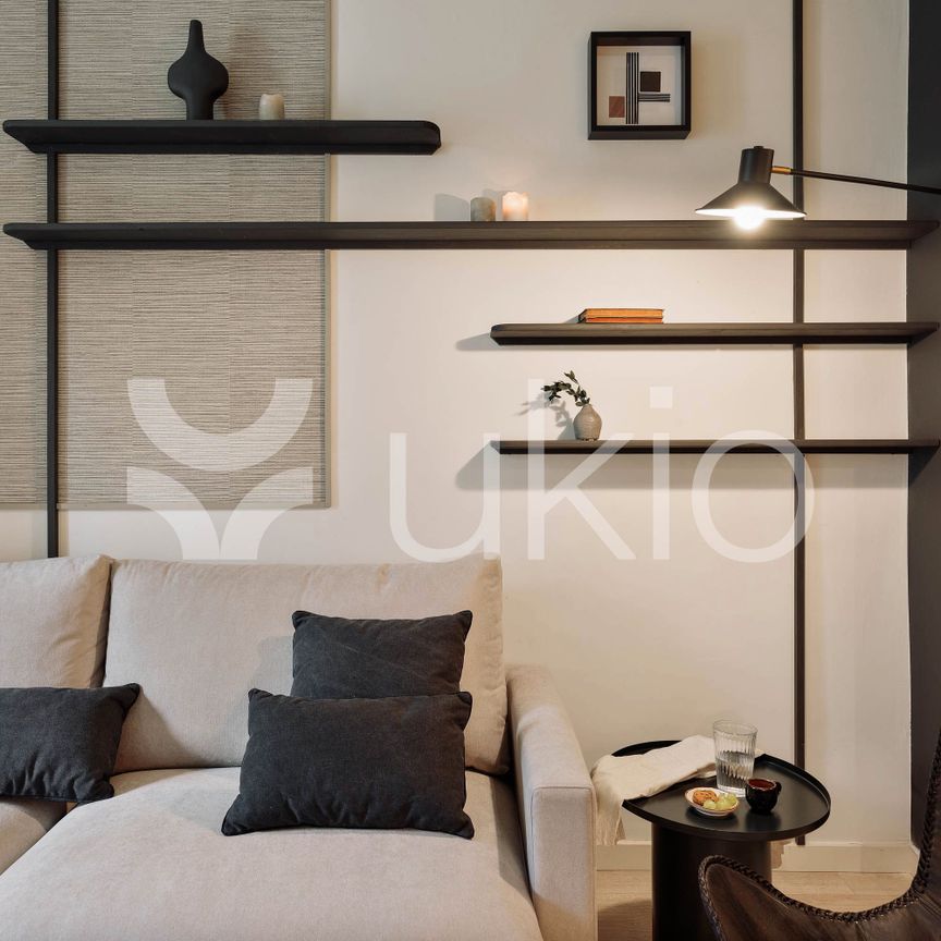 Apartamento de alquiler en Carrer de Muntaner, Sant Gervasi i la Bonanova - Photo 1
