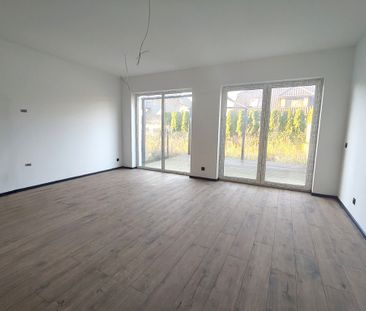 Przestronny dom, idealny dla dużej rodziny! - Photo 1