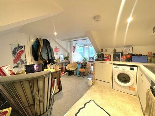 Clare Terrace, Falmouth, TR11 - Photo 1