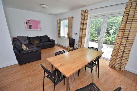 Sparkford Close, SO22 - Photo 2