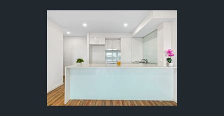 Modern 2-Bedroom Apartment for Rent – Woolloongabba QLD 4102 - Photo 2