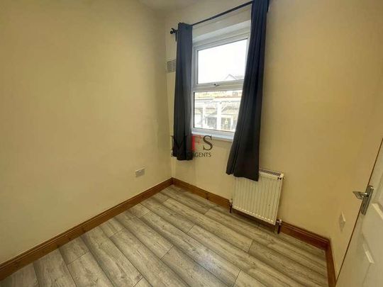 Inverness Road, Southall, UB2 - Photo 1