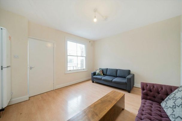 Settles Street, Whitechapel, E1 - Photo 1