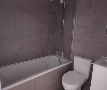 location Appartement T1 DE 26.2m² À PARIS - Photo 2