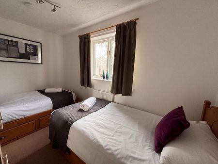 2 bedroom semi-detached house to rent - Photo 2