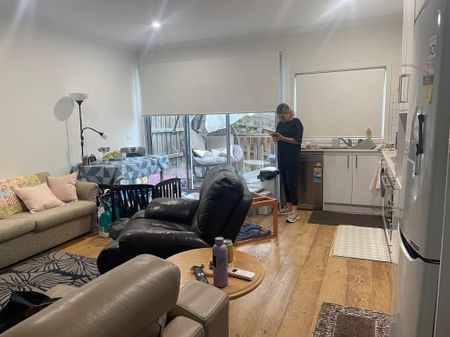 Lower Plenty - Photo 3