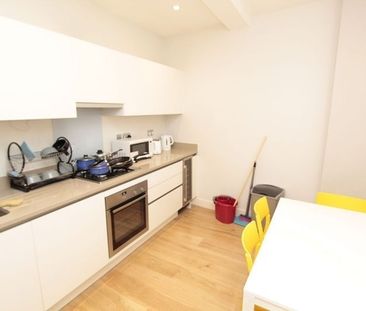 Room in a Shared Flat, Holloway Road, N7 - Photo 6