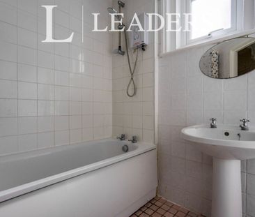 2 bedroom apartment to rent Alexandra Terrace, Clarence Road, Bogno... - Photo 4