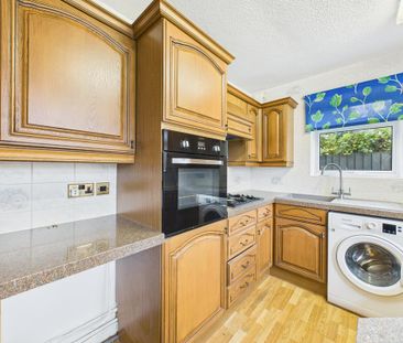 2 bedroom maisonette to rent - Photo 6