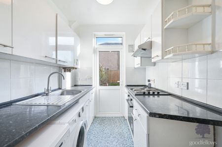 Streatham Vale, London, SW16 - Photo 3