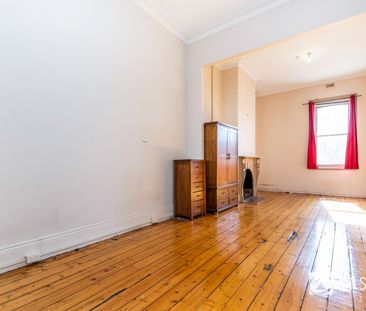 One Bedroom Apartment - Photo 5