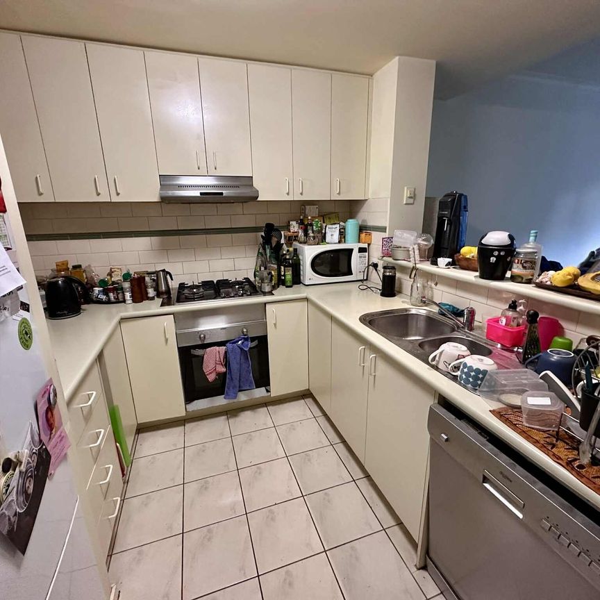 Clifton Hill - Photo 1