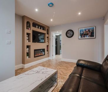 1 bedroom in a house share to rent - Photo 3