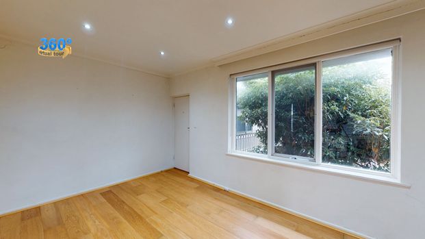 FANTASTIC LOCATION! - Photo 1