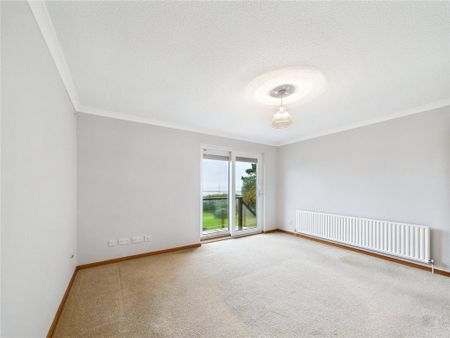 4 bedroom bungalow to rent - Photo 2