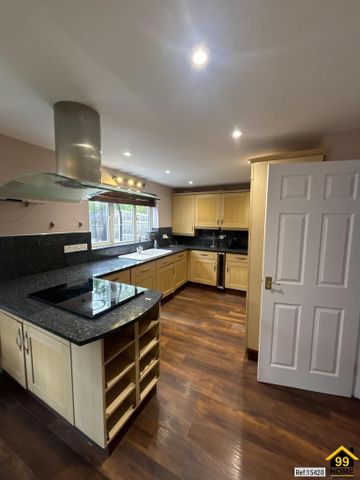 5 bedroom detached house to rent - Photo 5