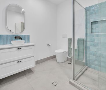 68 Miandetta Drive, Advancetown QLD 4211 - House For Rent | Domain - Photo 2