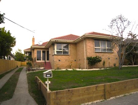 Spacious Family Living in a Prime Box Hill North Location - Photo 3