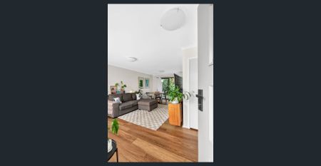 Low-Maintenance Living in Manifold Heights - Photo 4