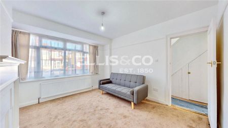 3 bedroom end of terrace house to rent - Photo 3