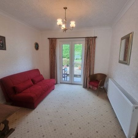 Clos Yr Hendre, Ammanford, SA18 - Photo 1