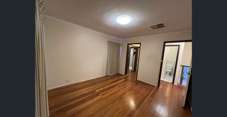 Discover Your Family's Haven in Templestowe - Photo 4