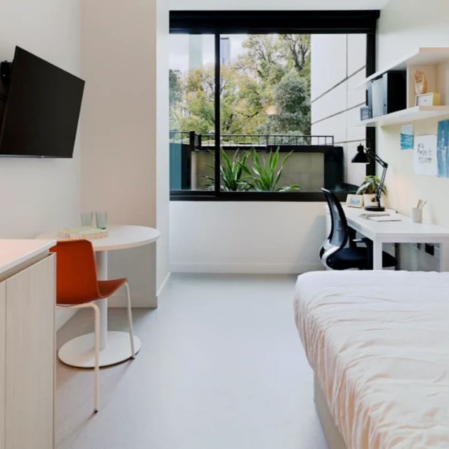 Single Studio Apartment - Photo 1