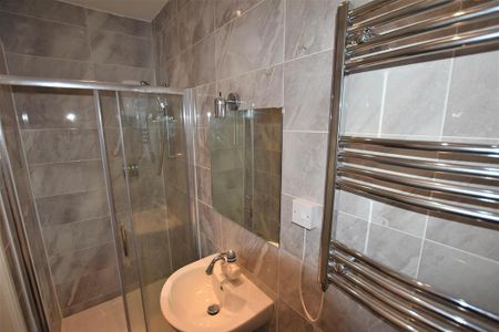 Studio to rent - Photo 5