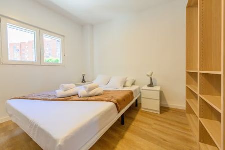 Calle San Pedro, Alcorcón, Community of Madrid 28921 - Foto 2