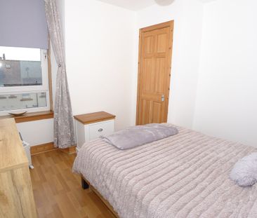 Property to let in Dundee - Photo 4