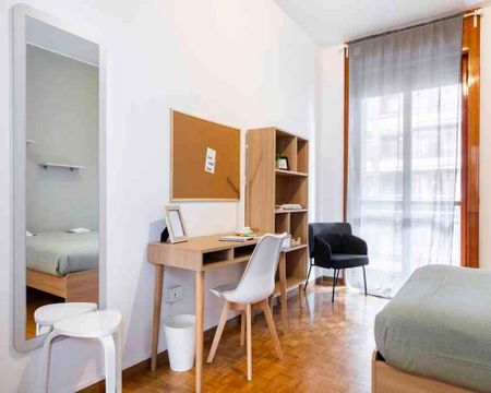 Via Nicola Piccinni, Milan, Lombardy 20131 - Photo 5