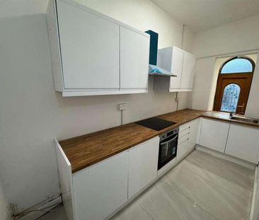 Moulson Terrace, Denholme, Bradford, BD13 - Photo 2