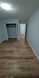 $1,950 / 1br - Beautiful, spacious fully renovated 2nd level suite - Photo 3